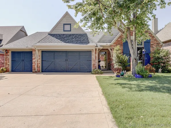 7108 E 81st Pl, Tulsa, OK 74133