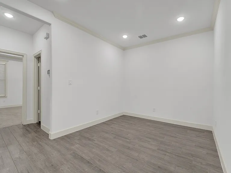 117 Community Dr — Photo 19