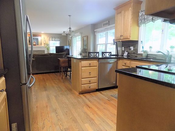 1 Colonial Ridge Drive