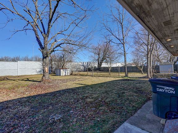 4th image of 1325 Jordan Ave