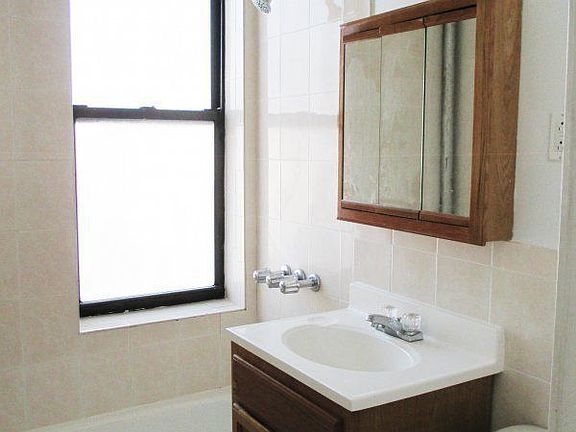 4th image of 569 Academy St APT 43