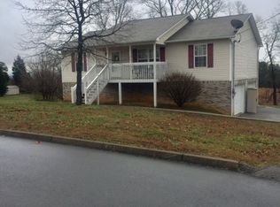 627 Keene Cir, Dandridge, TN 37725