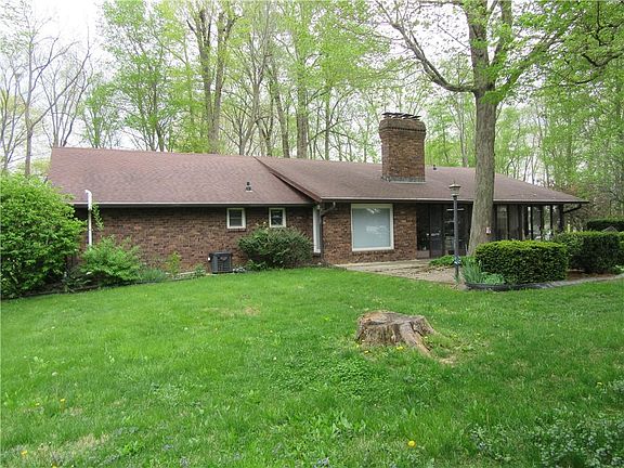 3rd image of 369 N Woodland Heights Dr