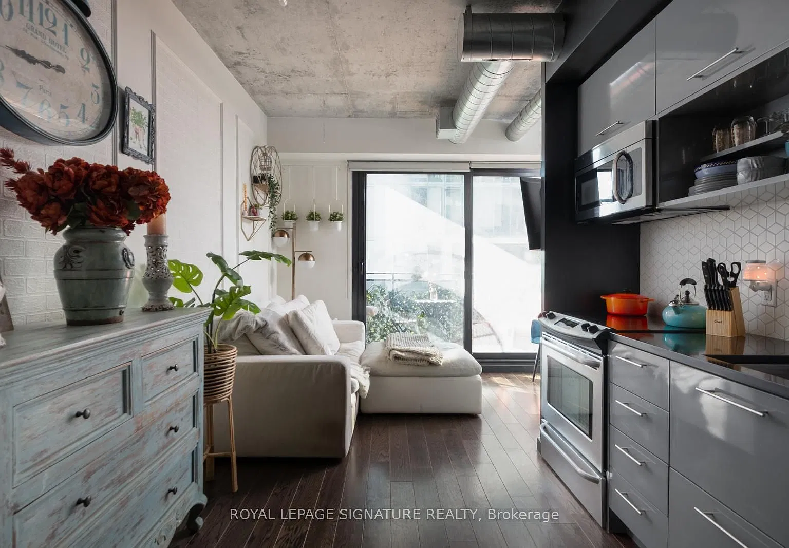 1 bed, $2,500 — Photo 2