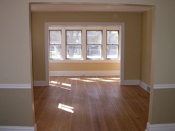 Lr & Foyer