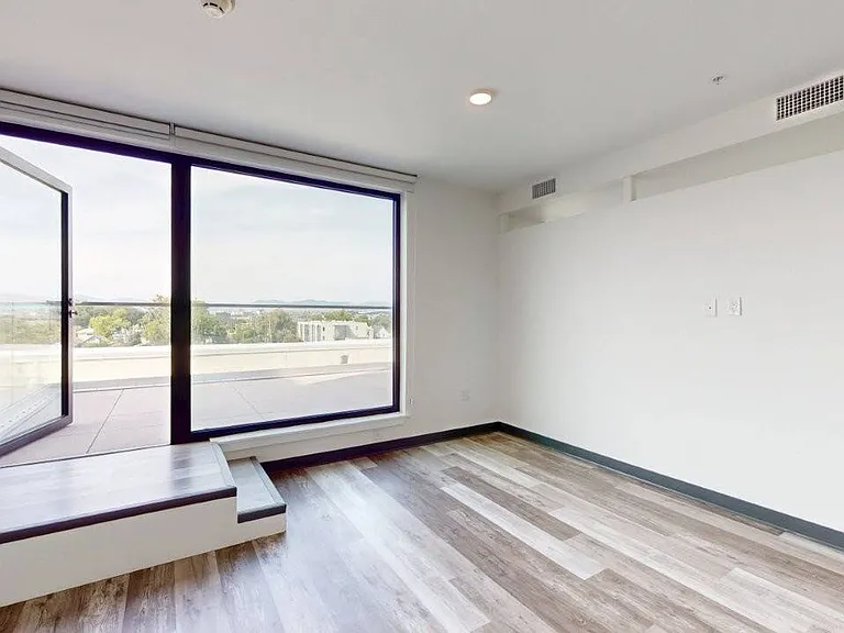 Art District Lofts — Photo 15