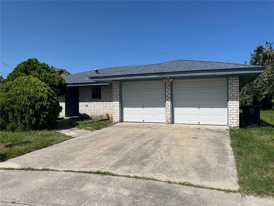 3001 Latour Pl
