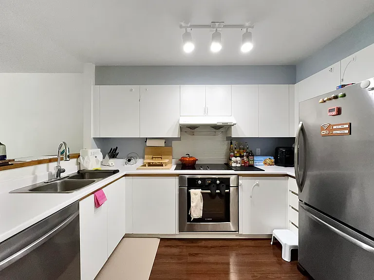 8620 Jones Rd #2XX — Photo 2