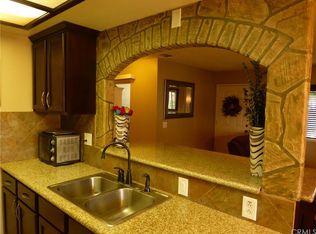 727 Walnut Dr, Lake Elsinore, CA 92530