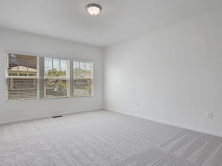 1800 Birdhouse Ln — Photo 15