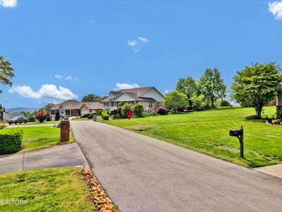 109 Pointe Summit Dr, Greenback, TN, 37742