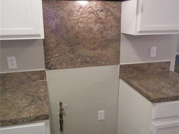 4th image of 7815 Mirage Valley Dr