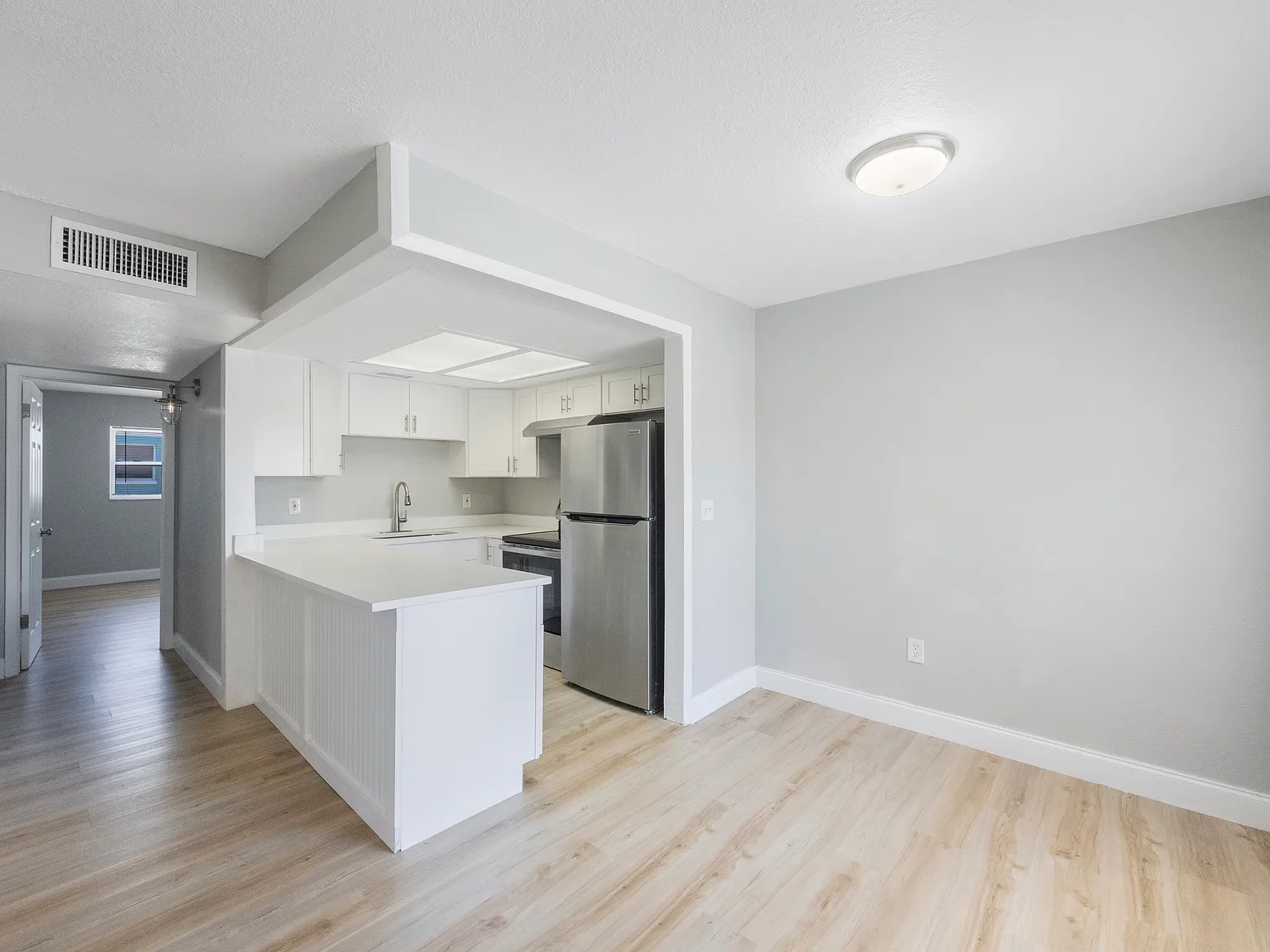 2 bed, $1,750 — Photo 3