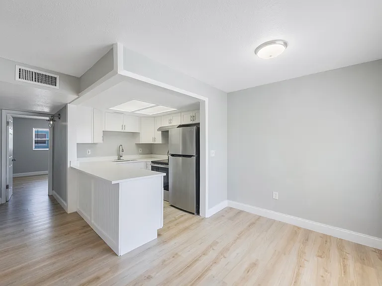 6810 Park St S #2 — Photo 3