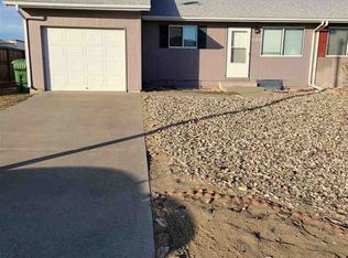 1122 Riverbend Dr, Douglas, WY 82633