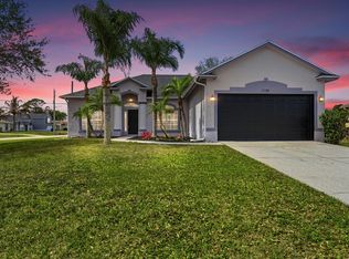 1598 SW Curtis St, Port Saint Lucie, FL 34983