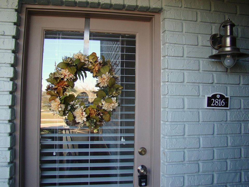 1st image of 2816 Plaza Terrace Dr #2816