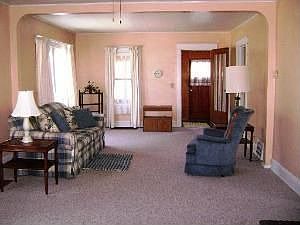 3rd image of 1219 Belleview Ave