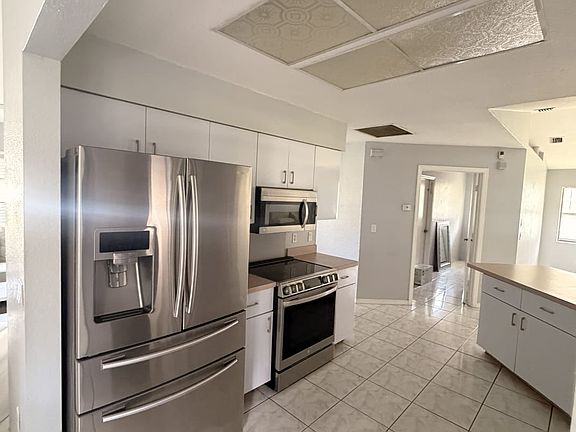 5th image of 1474 Dewitt St