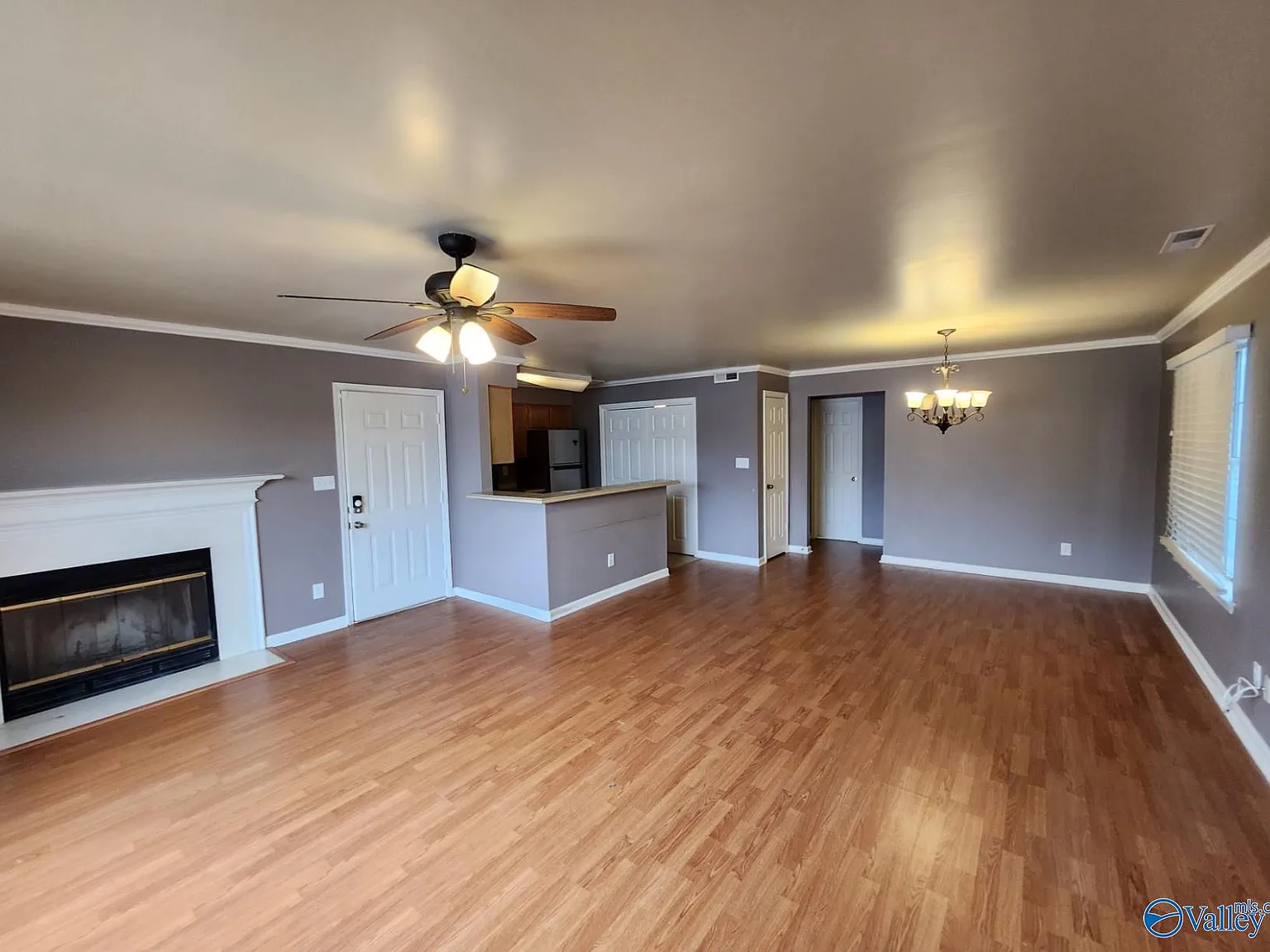 2 bed, 2.0 bath, 1060 sqft, $1,150 — Photo 3