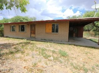 1918 E Blackberry Ln, Huachuca City, AZ 85616