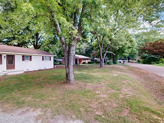 2nd image of 133 Joyce St