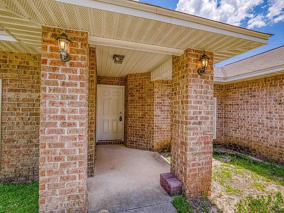 2nd image of 6476 Bay Oaks Dr