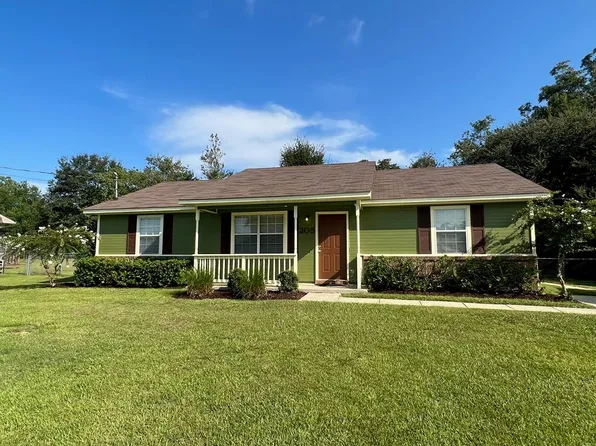 205 Claymore Ct, Dothan, AL 36301