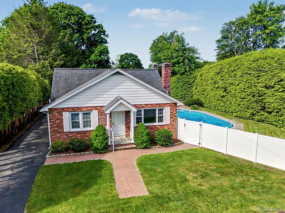 1st image of 13 Dellworth Drive