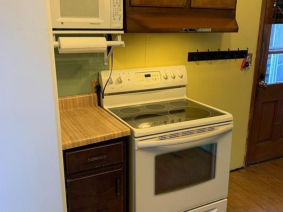 3rd image of 1145 N 41st St