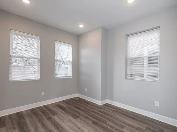 846 N 41, 846 N 41st St Room 2, Philadelphia, PA 19104