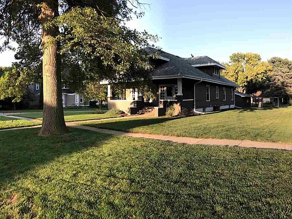 2nd image of 501 S Oak St