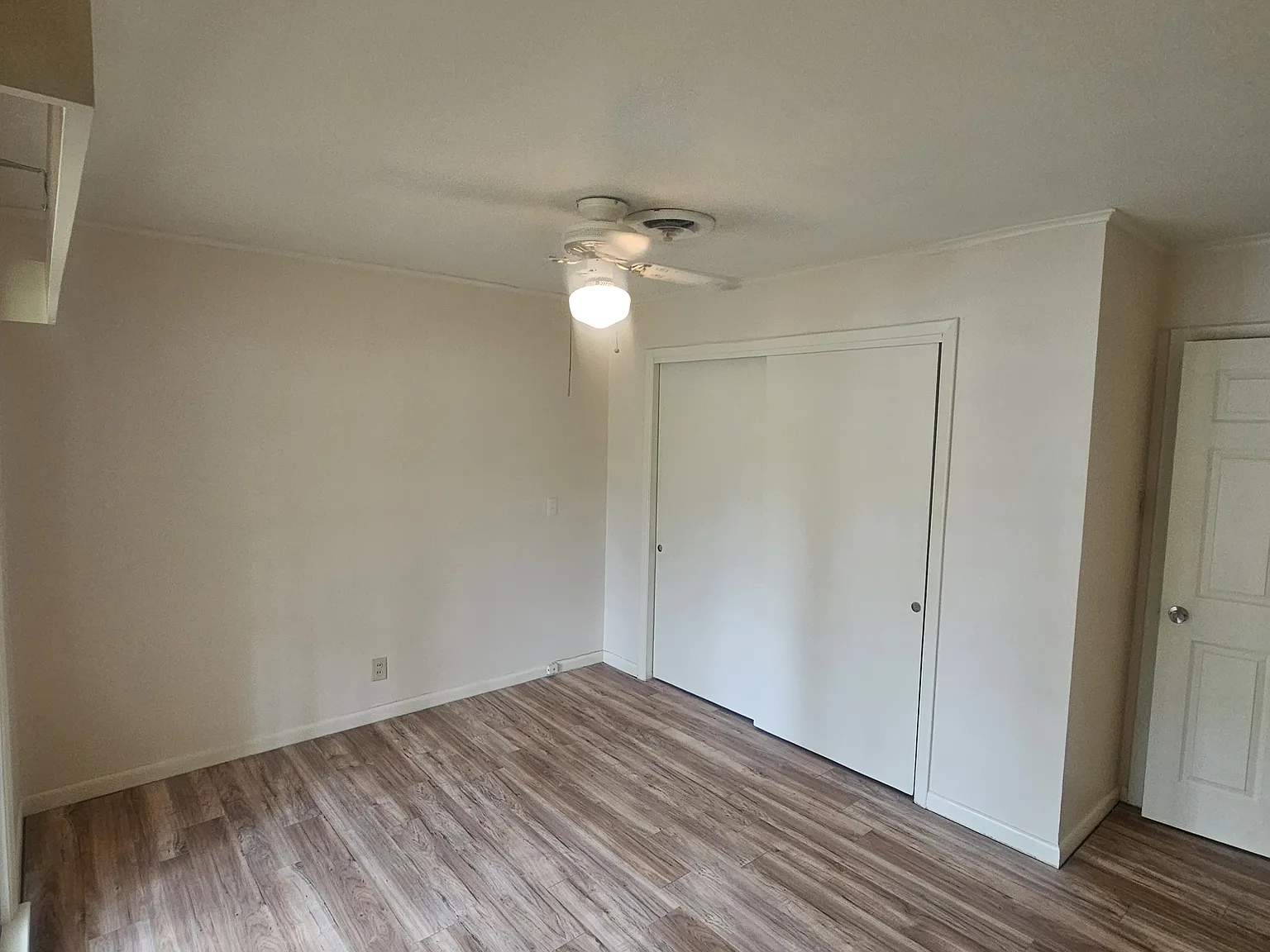 4 bed, 1900 sqft, $1,700 — Photo 3