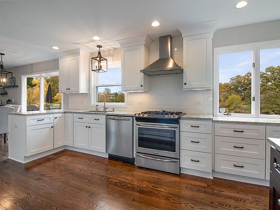 5th image of 6483 Bannister Ct