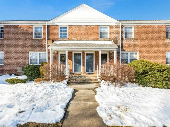 110 Darwin Ave #26, Rutherford, NJ 07070