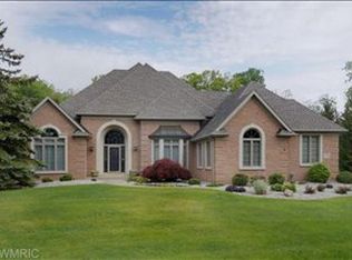6768 Oleander Ln, Portage, MI