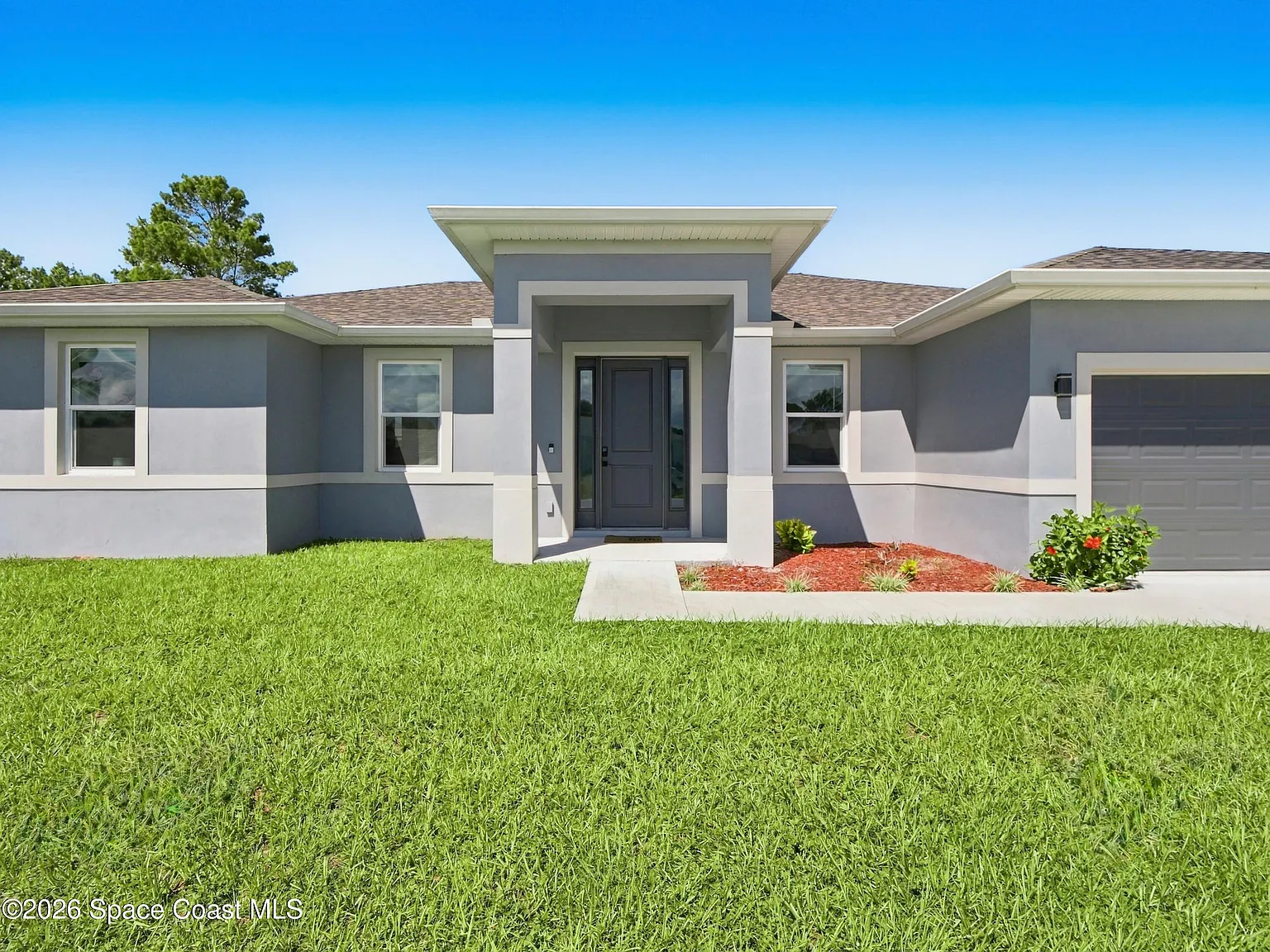 4 bed, 2.0 bath, 1802 sqft, $2,650 — Photo 2