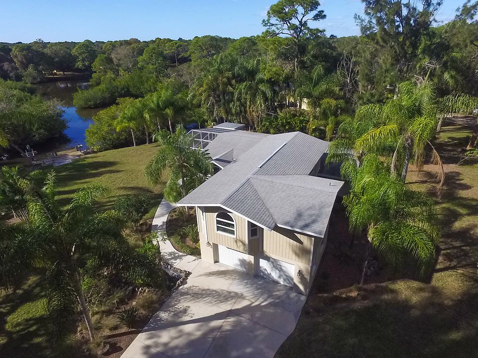 1st image of 260 N Oxford Dr