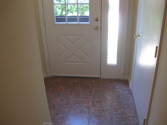 4th image of 4 Eagle Dr #E004