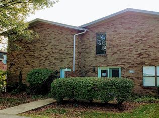 3103 Parkside Ct, Louisville, KY 40214