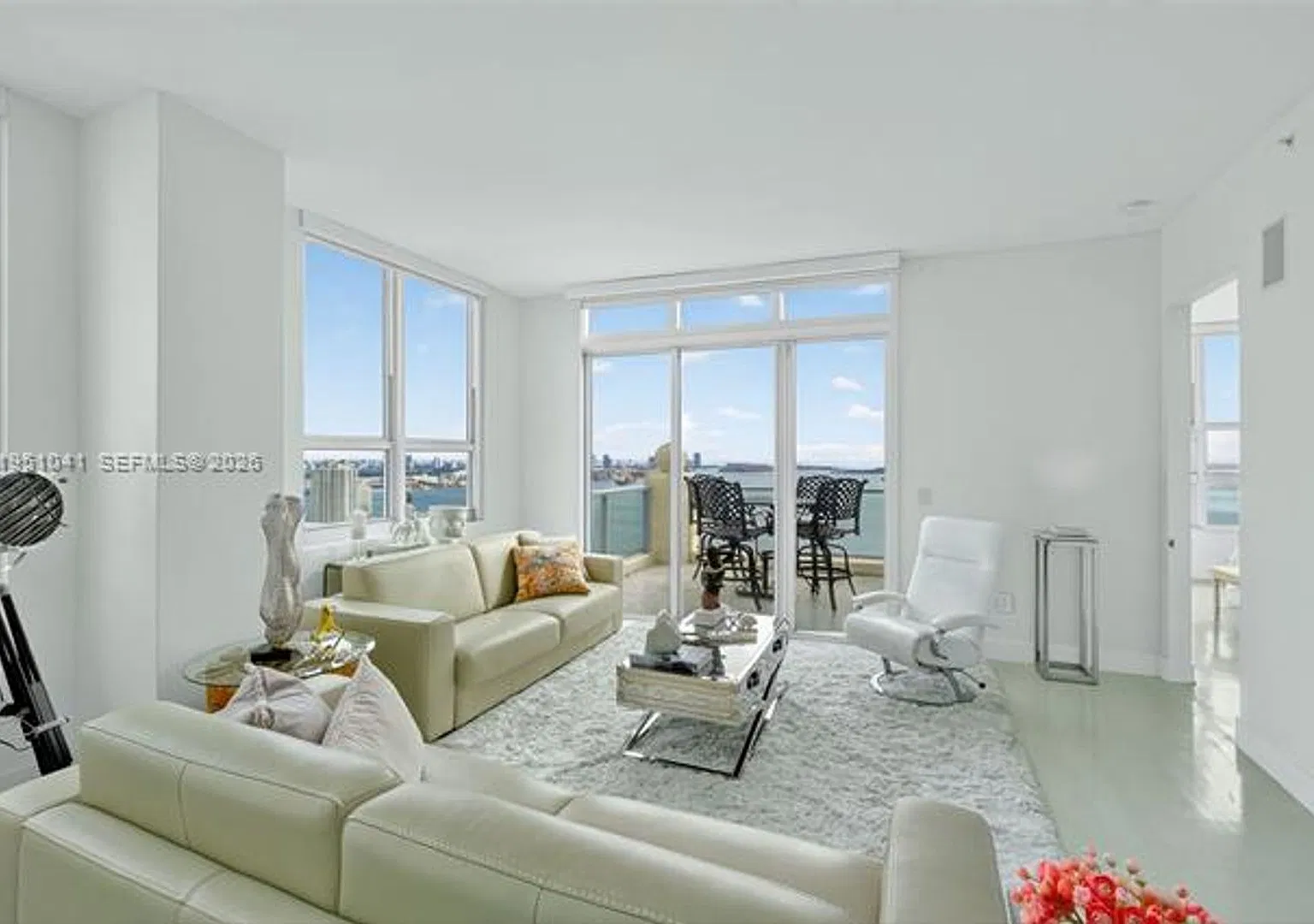 1155 Brickell Bay Dr cu-PH210, Miami, FL 33131 — Photo 4