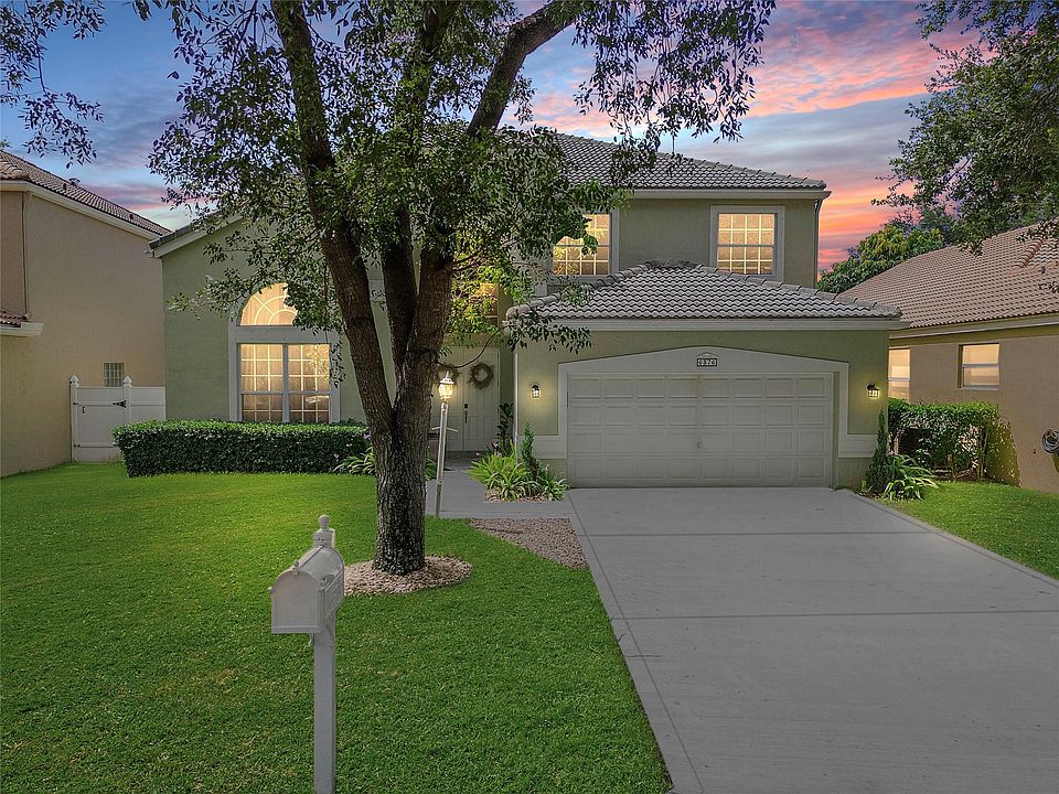 1st image of 6376 NW 78th Drive