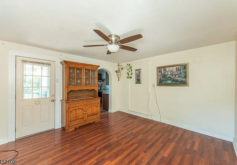 428 Lathrop Ave #A — Photo 3