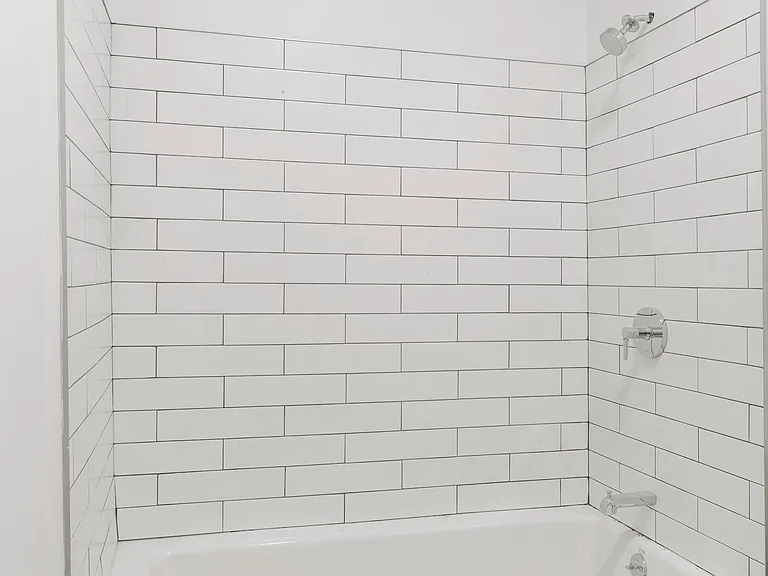 31 Centre St #201 — Photo 13