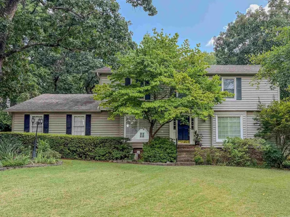 3 Amesbury Ct, Little Rock, AR 72227