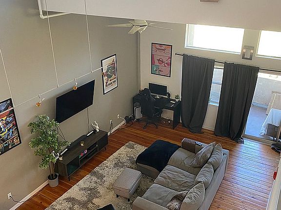 4th image of 105 E St #3F