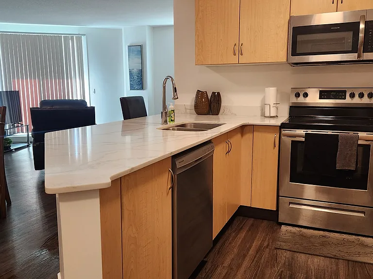 1121 6th Ave SW #718 — Photo 4