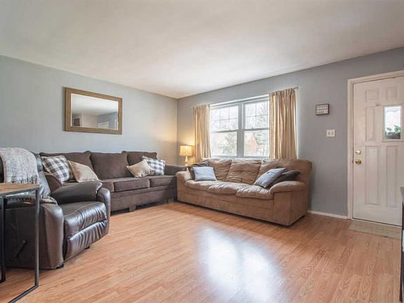 3rd image of 9773 Woodmill Ln