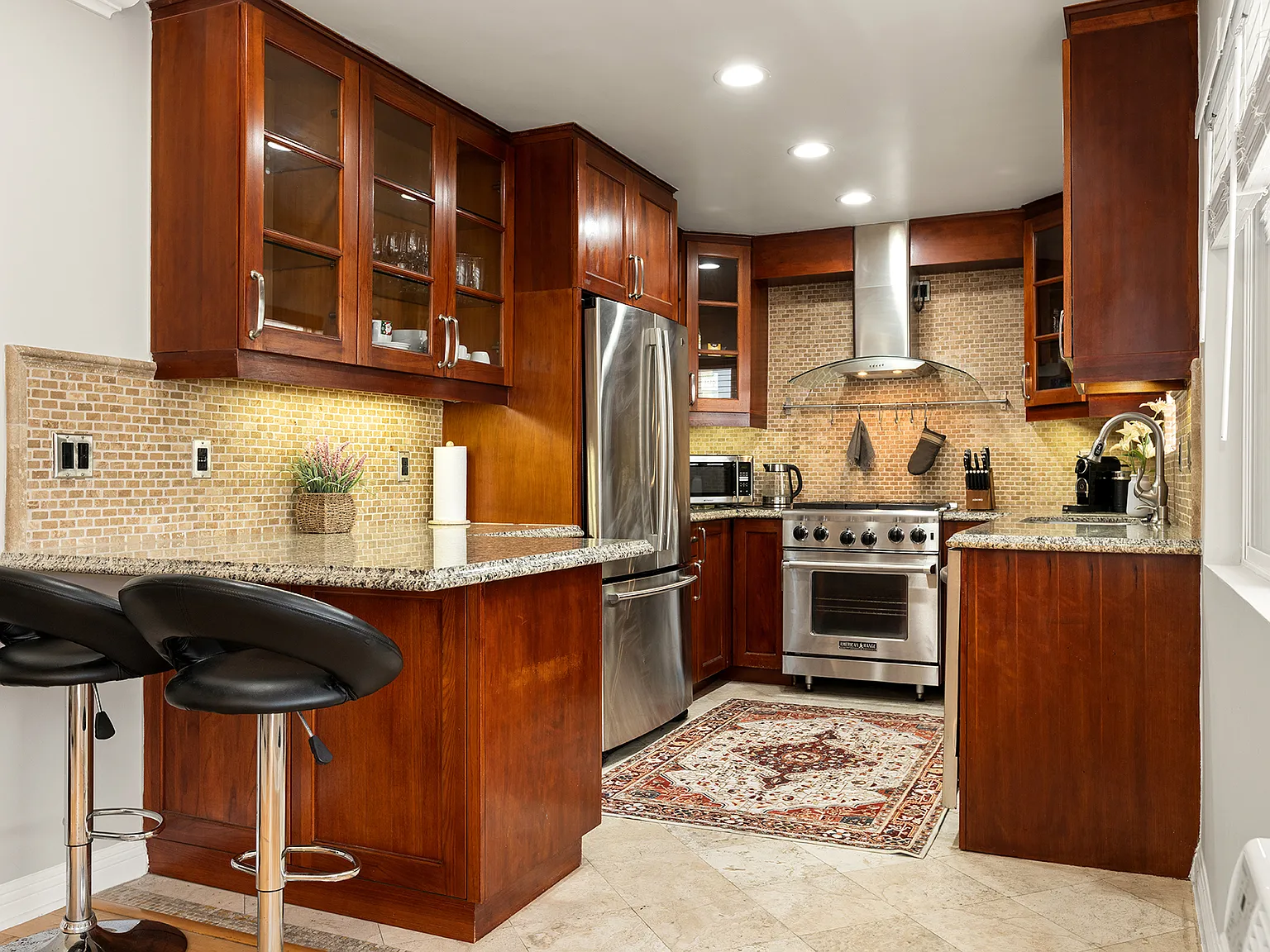 1 bed, 663 sqft, $4,450 — Photo 4
