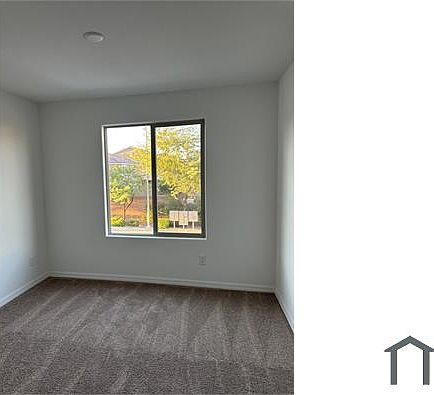 4th image of 5699 W Haleh Ave